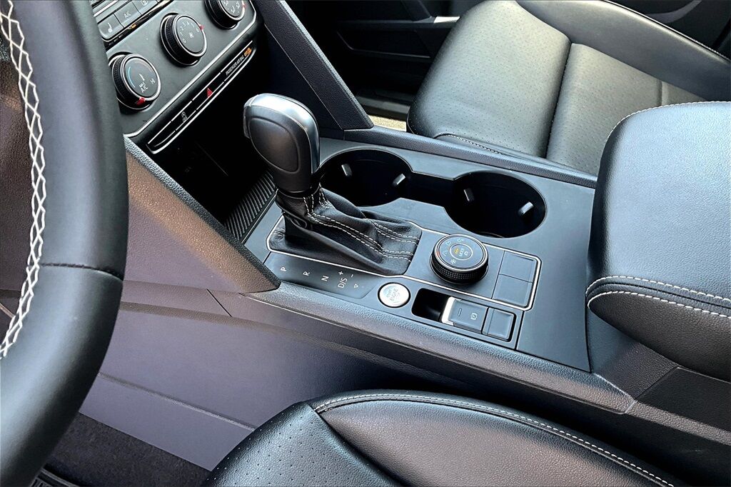 2022 Volkswagen Atlas 2.0T SE OR