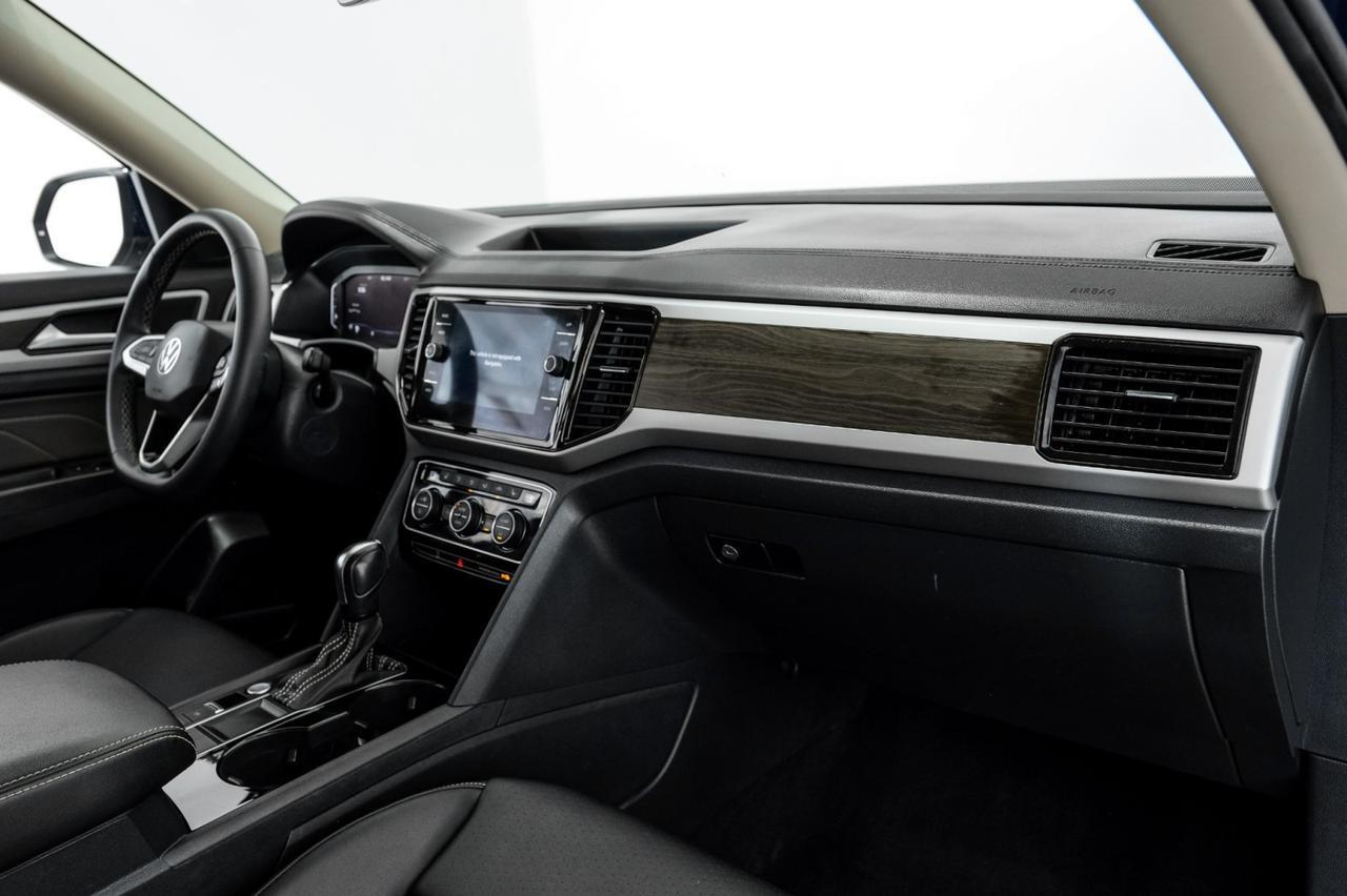 2022 Volkswagen Atlas 2.0T SE WITH TECHNOLOGY FRONT ASSIST LEATHER REAR CAMERA KEYLESS START BLUETOOTH Carrollton TX