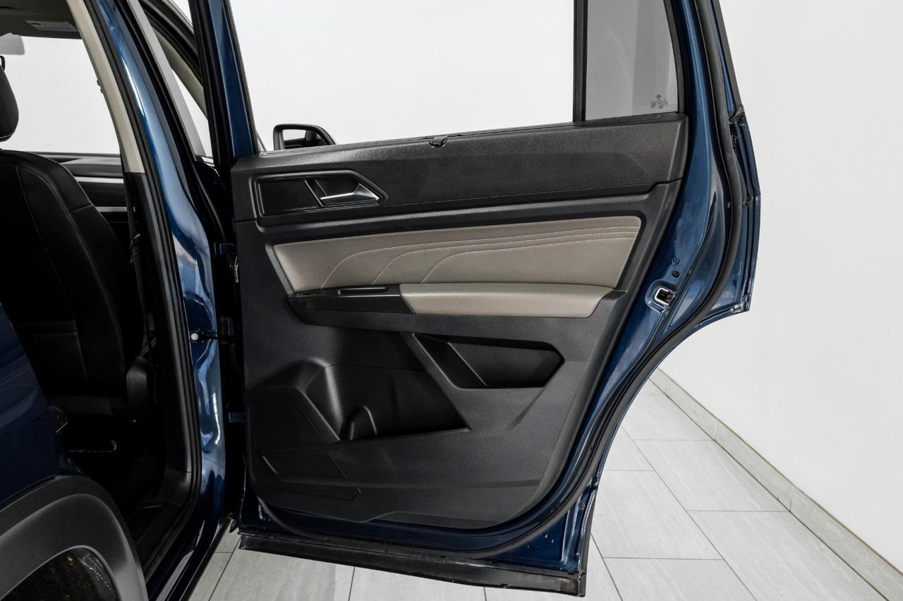 2022 Volkswagen Atlas 2.0T SE WITH TECHNOLOGY FRONT ASSIST LEATHER REAR CAMERA KEYLESS START BLUETOOTH Carrollton TX