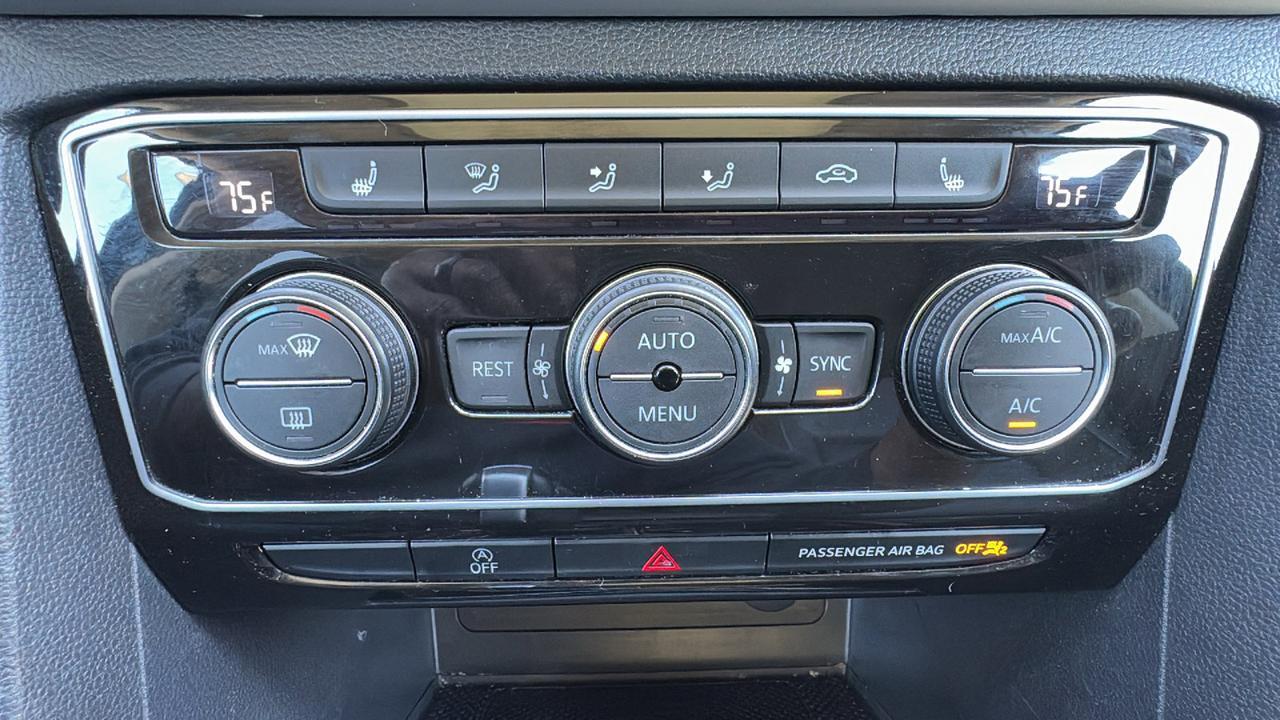 2022 Volkswagen Atlas 2.0T SE w/Technology  Selma TX