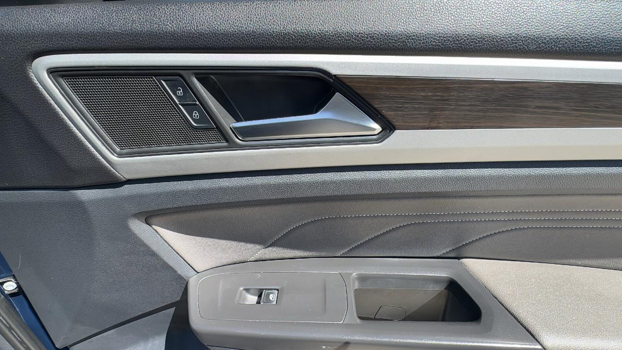 2022 Volkswagen Atlas 2.0T SE w/Technology  Selma TX