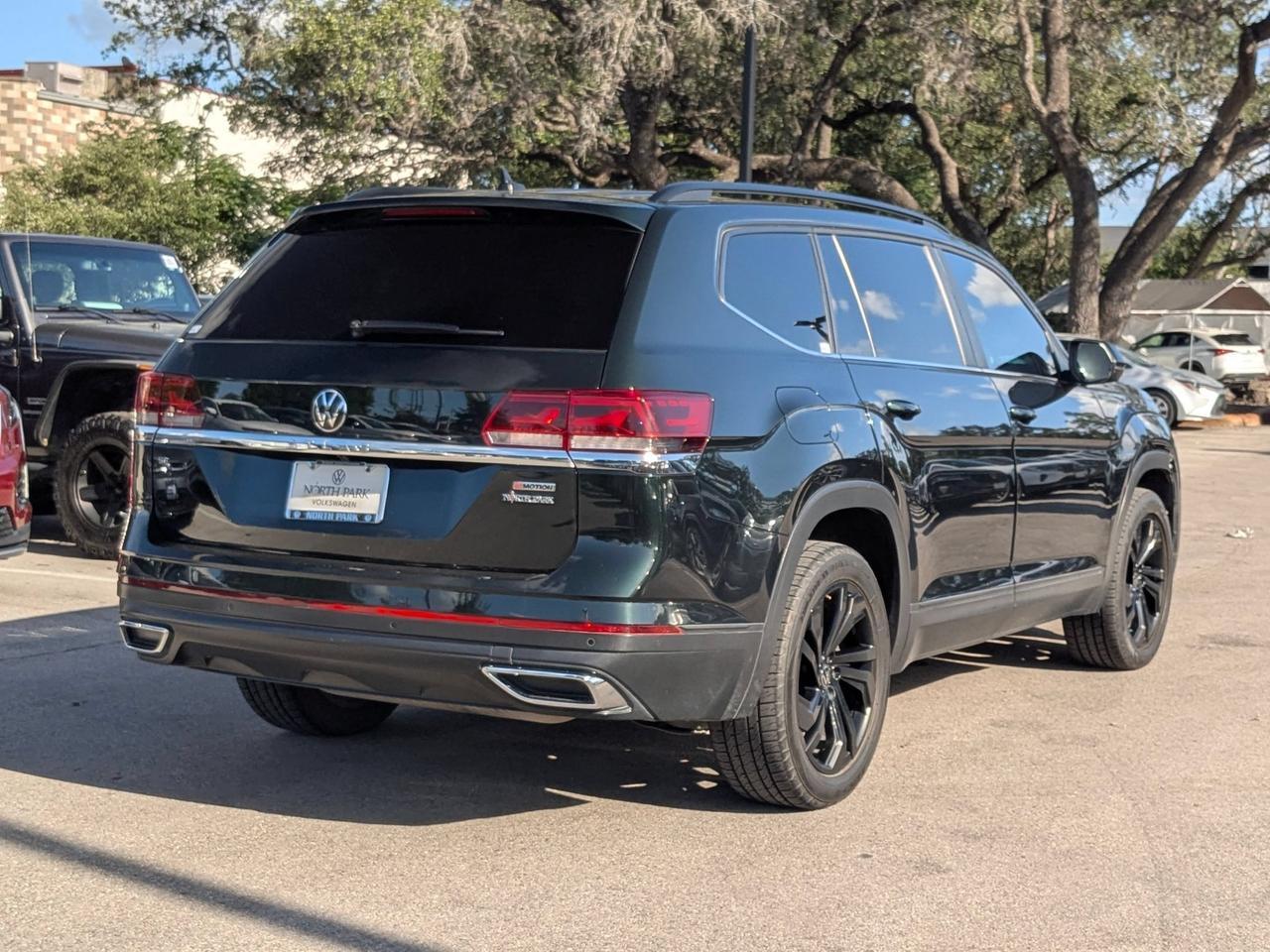 2022 Volkswagen Atlas 2.0T SE w/Technology
