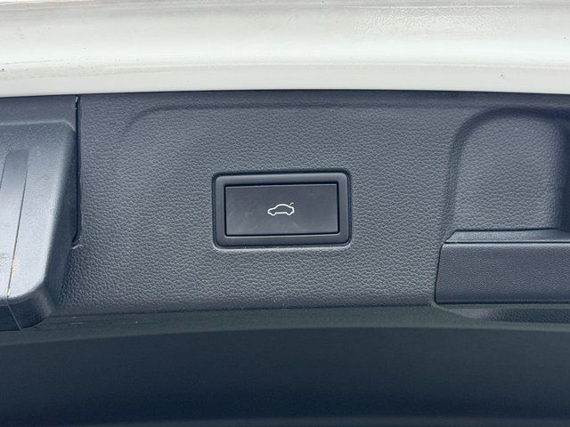 2022 Volkswagen Atlas 2.0T SE w/Technology Springfield VA