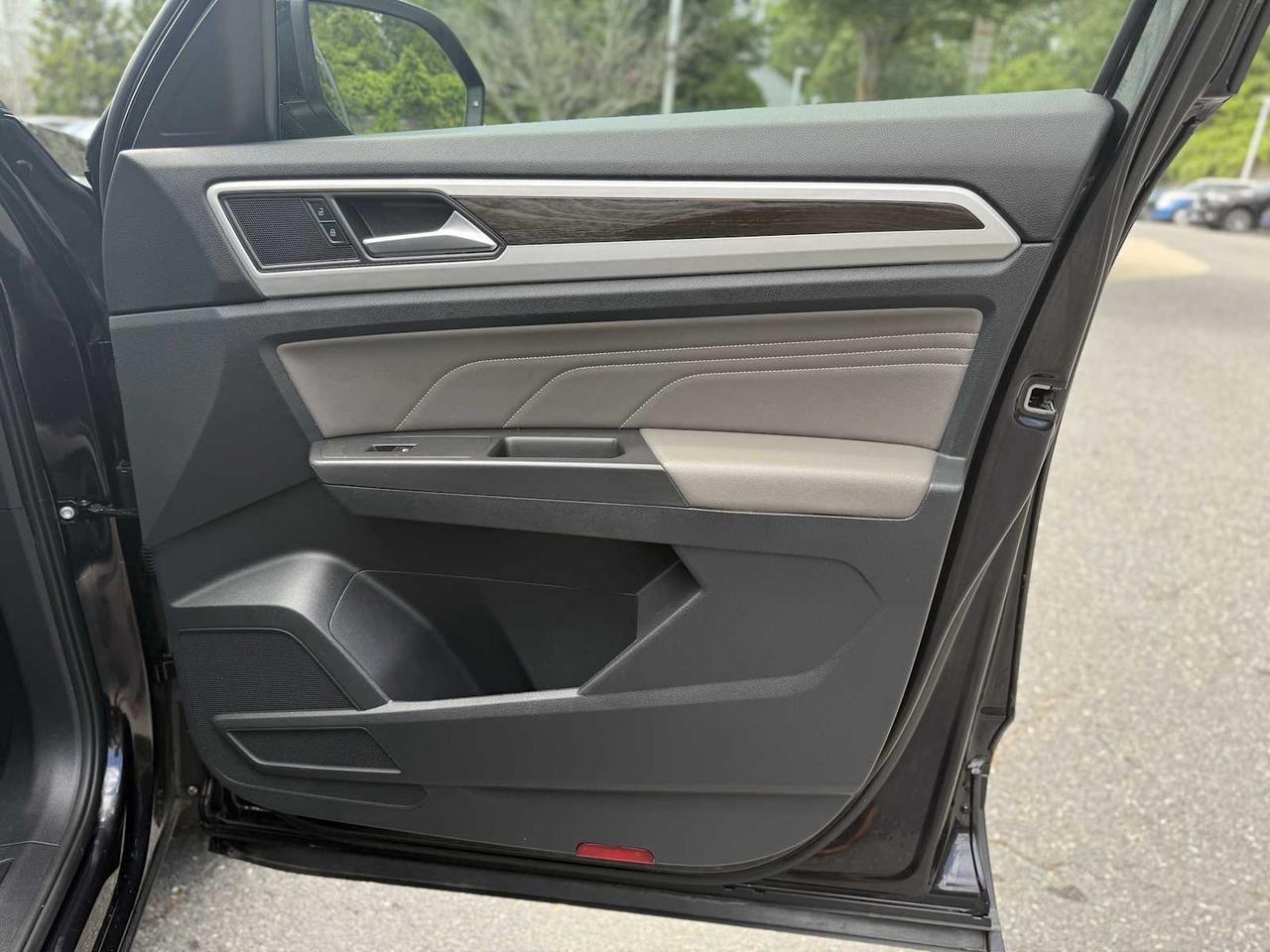 2022 Volkswagen Atlas 2.0T SE Westborough MA