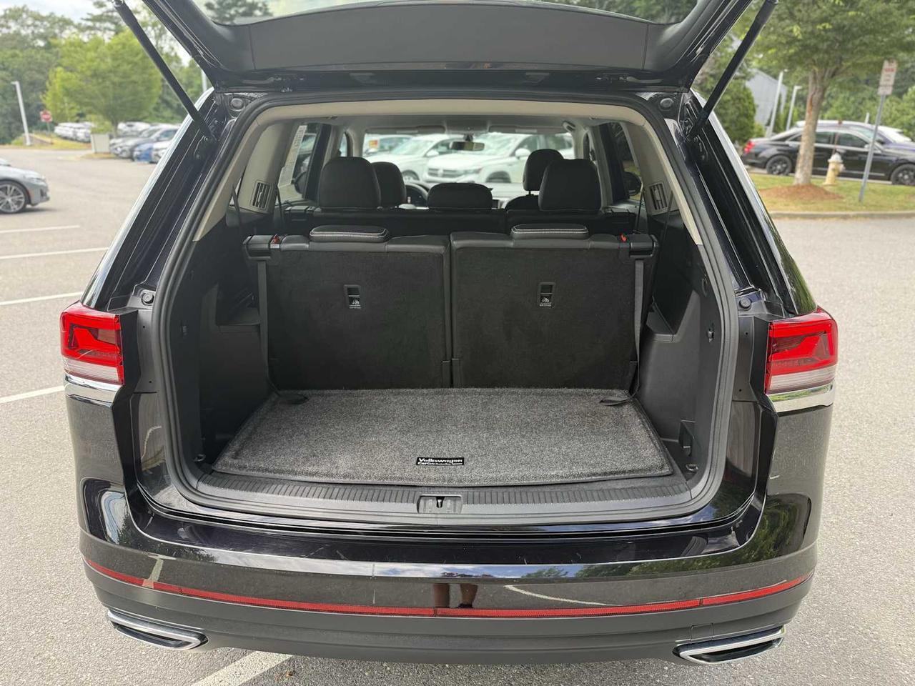 2022 Volkswagen Atlas 2.0T SE Westborough MA
