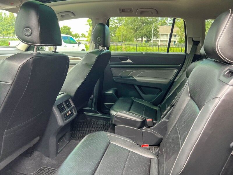 2022 Volkswagen Atlas 2.0T SEL Wilmington NC