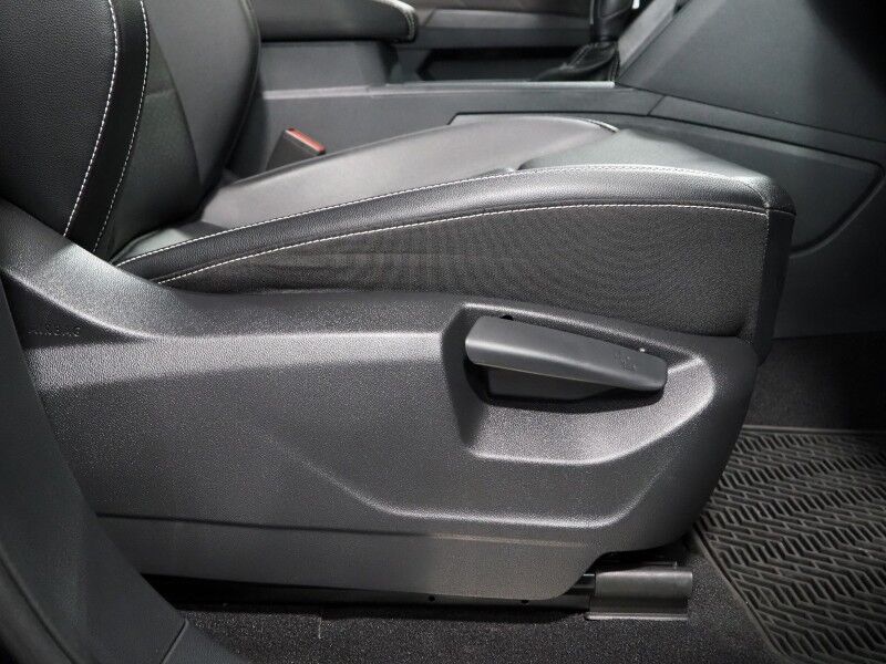 2022 Volkswagen Atlas 3.6L V6 SE w/Technology *ADAPTIVE CRUISE, SAFETY ALERTS, BACKUP-CAMERA, HEATED SEATS, POWER LIFTGATE, 20 INCH WHEELS, REMOTE START, WIRELESS CHARGING, APPLE CARPLAY Round Rock TX