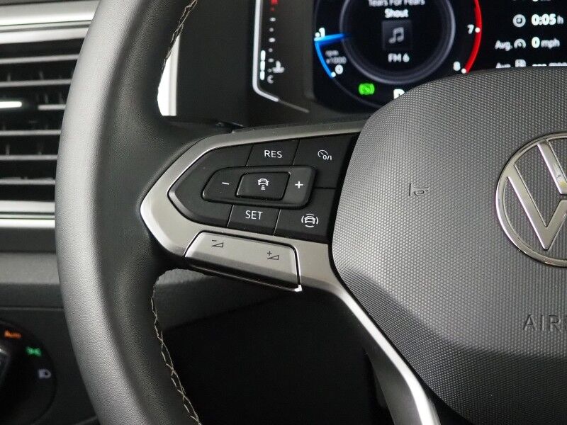 2022 Volkswagen Atlas 3.6L V6 SE w/Technology *ADAPTIVE CRUISE, SAFETY ALERTS, BACKUP-CAMERA, HEATED SEATS, POWER LIFTGATE, 20 INCH WHEELS, REMOTE START, WIRELESS CHARGING, APPLE CARPLAY Round Rock TX