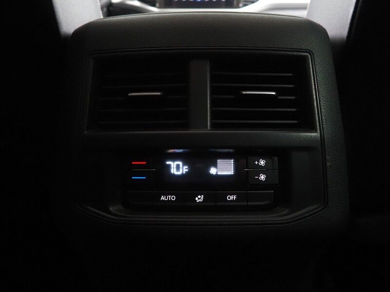 2022 Volkswagen Atlas 3.6L V6 SE w/Technology *ADAPTIVE CRUISE, SAFETY ALERTS, BACKUP-CAMERA, HEATED SEATS, POWER LIFTGATE, 20 INCH WHEELS, REMOTE START, WIRELESS CHARGING, APPLE CARPLAY Round Rock TX