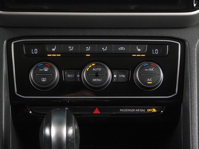 2022 Volkswagen Atlas 3.6L V6 SE w/Technology *ADAPTIVE CRUISE, SAFETY ALERTS, BACKUP-CAMERA, HEATED SEATS, POWER LIFTGATE, 20 INCH WHEELS, REMOTE START, WIRELESS CHARGING, APPLE CARPLAY Round Rock TX
