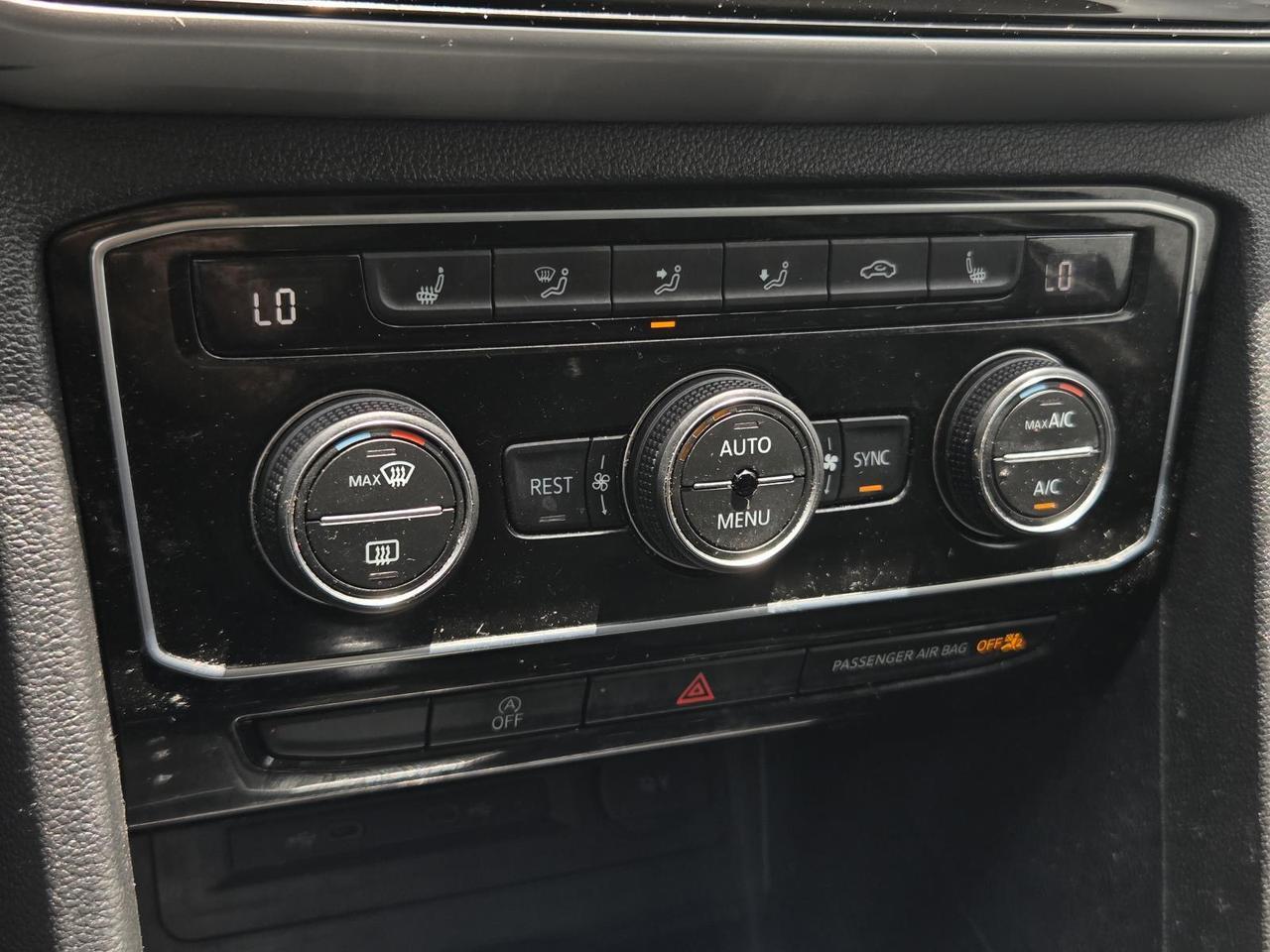 2022 Volkswagen Atlas 3.6L V6 SE w/Technology FWD Beeville TX