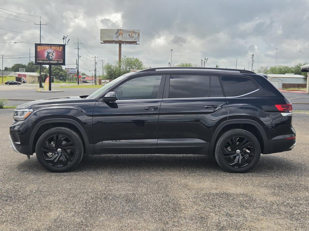 2022 Volkswagen Atlas 3.6L V6 SE w/Technology FWD Beeville TX
