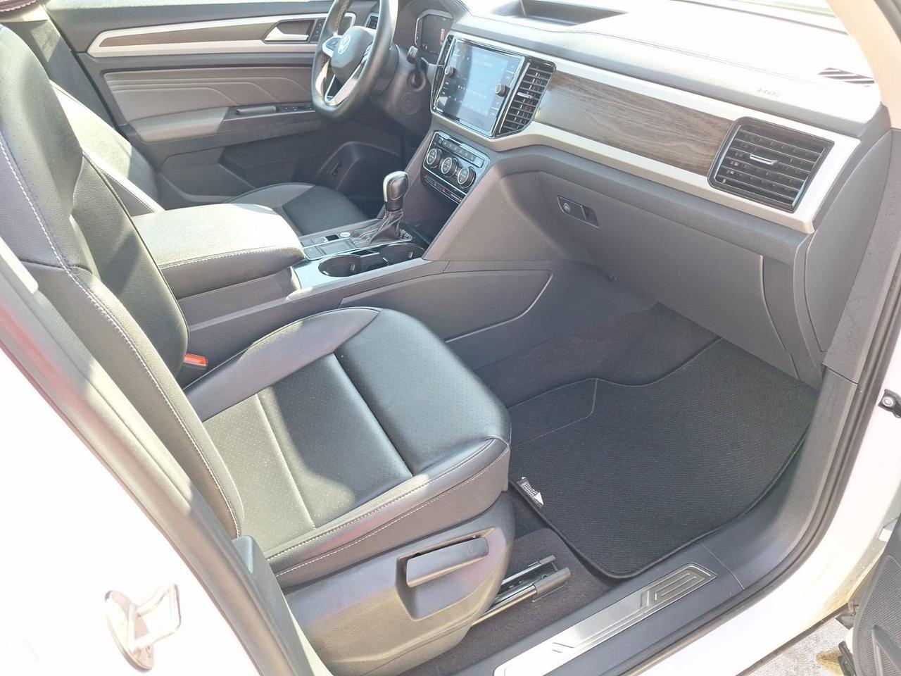 2022 Volkswagen Atlas 3.6L V6 SE w/Technology Hurst TX