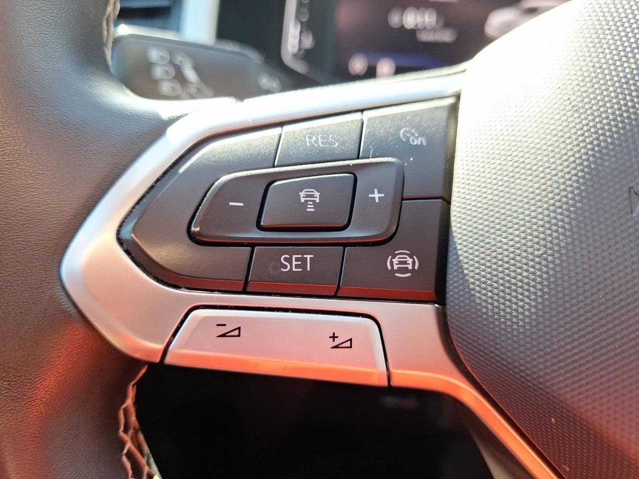 2022 Volkswagen Atlas 3.6L V6 SE w/Technology Hurst TX