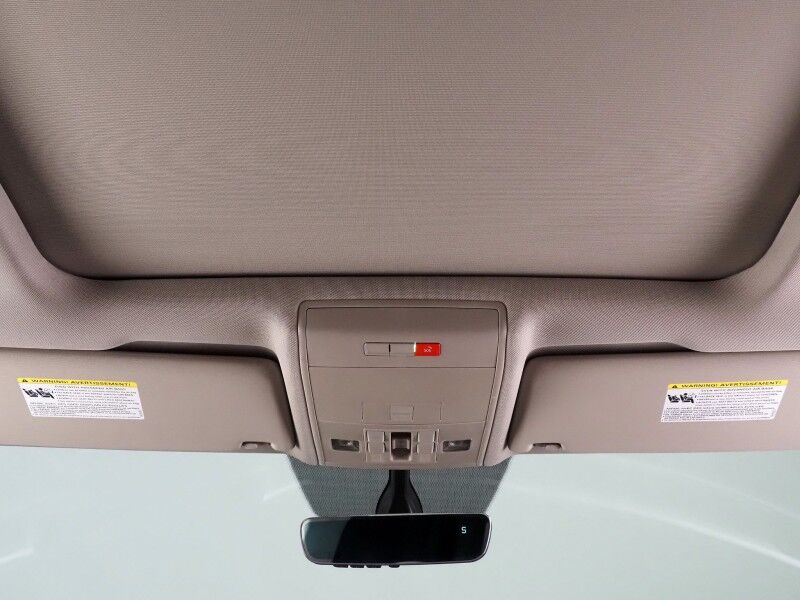 2022 Volkswagen Atlas 3.6L V6 SE w/Technology *PANORAMA MOONROOF, ADAPTIVE CRUISE, SAFETY ALERTS, BACKUP-CAMERA, HEATED SEATS, 2ND ROW CAPTAIN&apos;S, POWER LIFTGATE, 20 INCH WHEELS, WIRELESS CHARGING, ANDROID & APPLE Round Rock TX