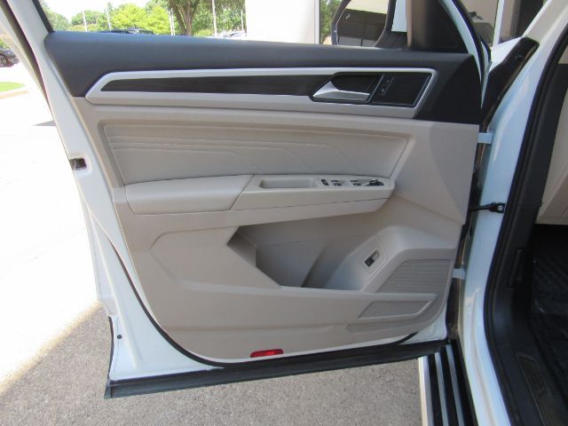 2022 Volkswagen Atlas 3.6L V6 SE w/Technology Plano TX