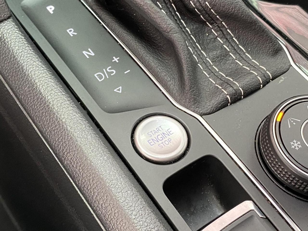 2022 Volkswagen Atlas 3.6L V6 SE w/Technology Richmond Hill NY