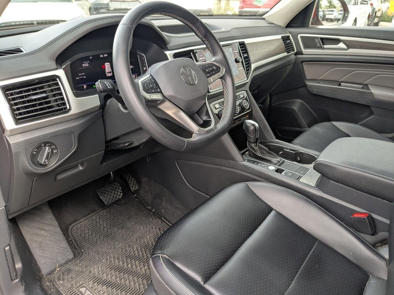 2022 Volkswagen Atlas 3.6L V6 SE w/Technology