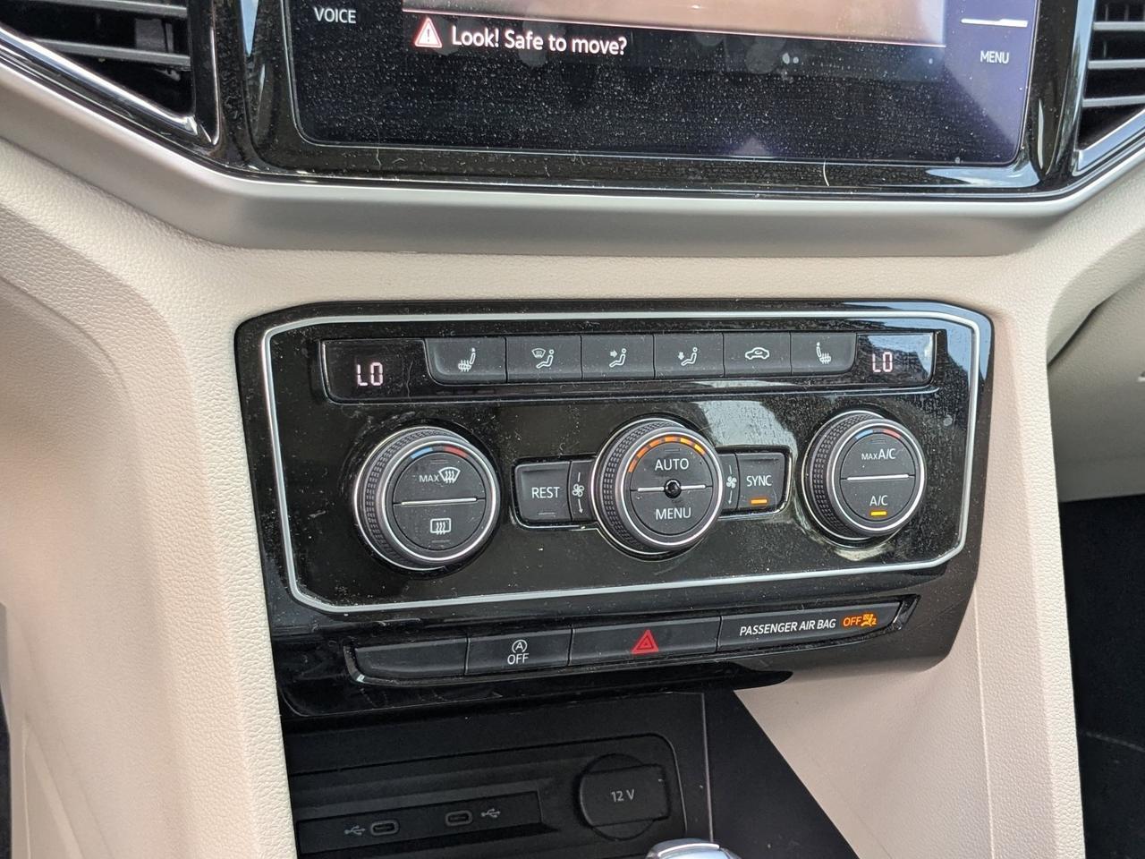 2022 Volkswagen Atlas 3.6L V6 SE w/Technology