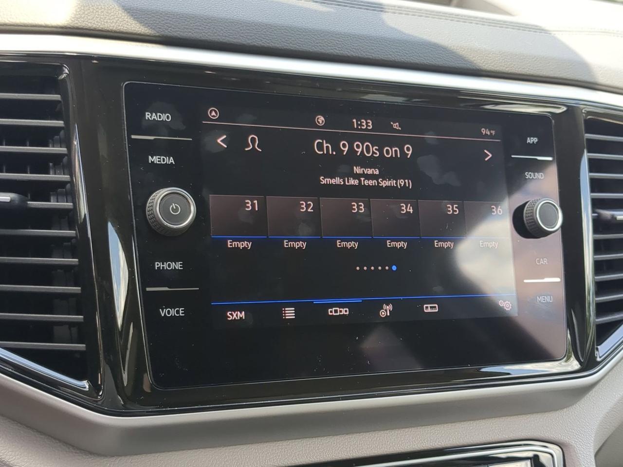 2022 Volkswagen Atlas 3.6L V6 SE w/Technology