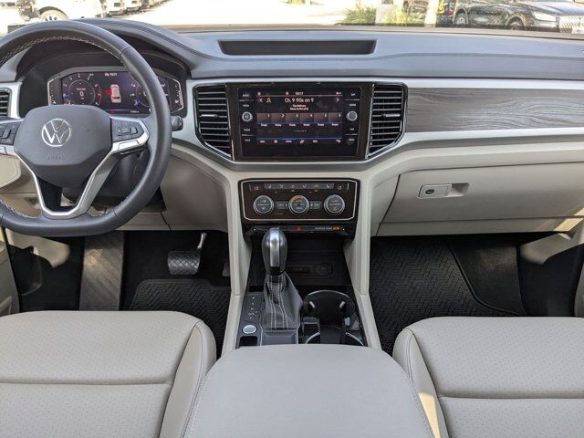 2022 Volkswagen Atlas 3.6L V6 SE w/Technology