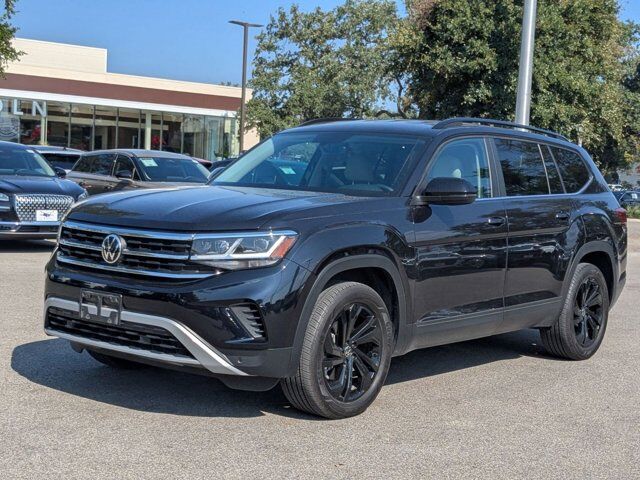 2022 Volkswagen Atlas 3.6L V6 SE w/Technology