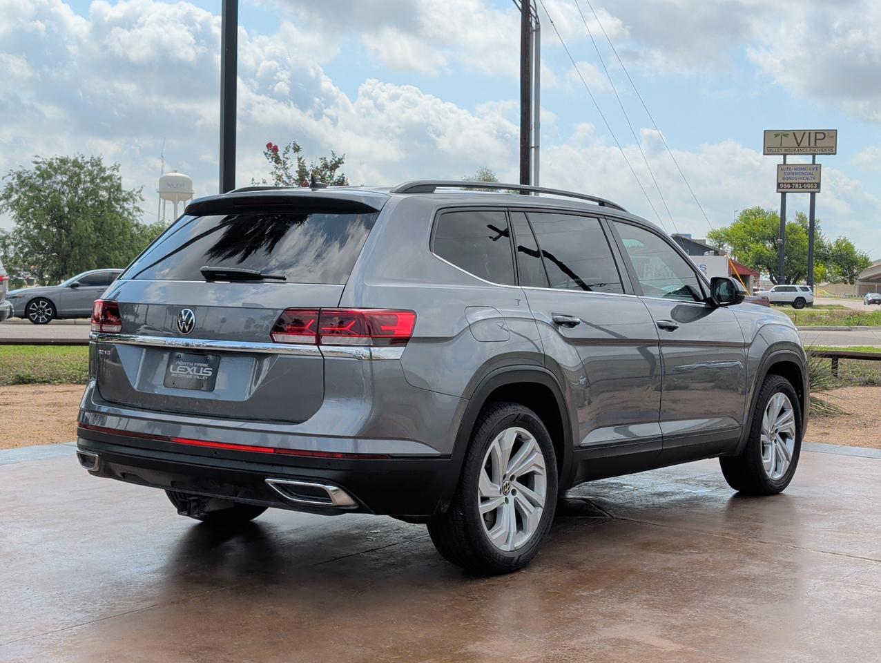 2022 Volkswagen Atlas 3.6L V6 SE w/Technology