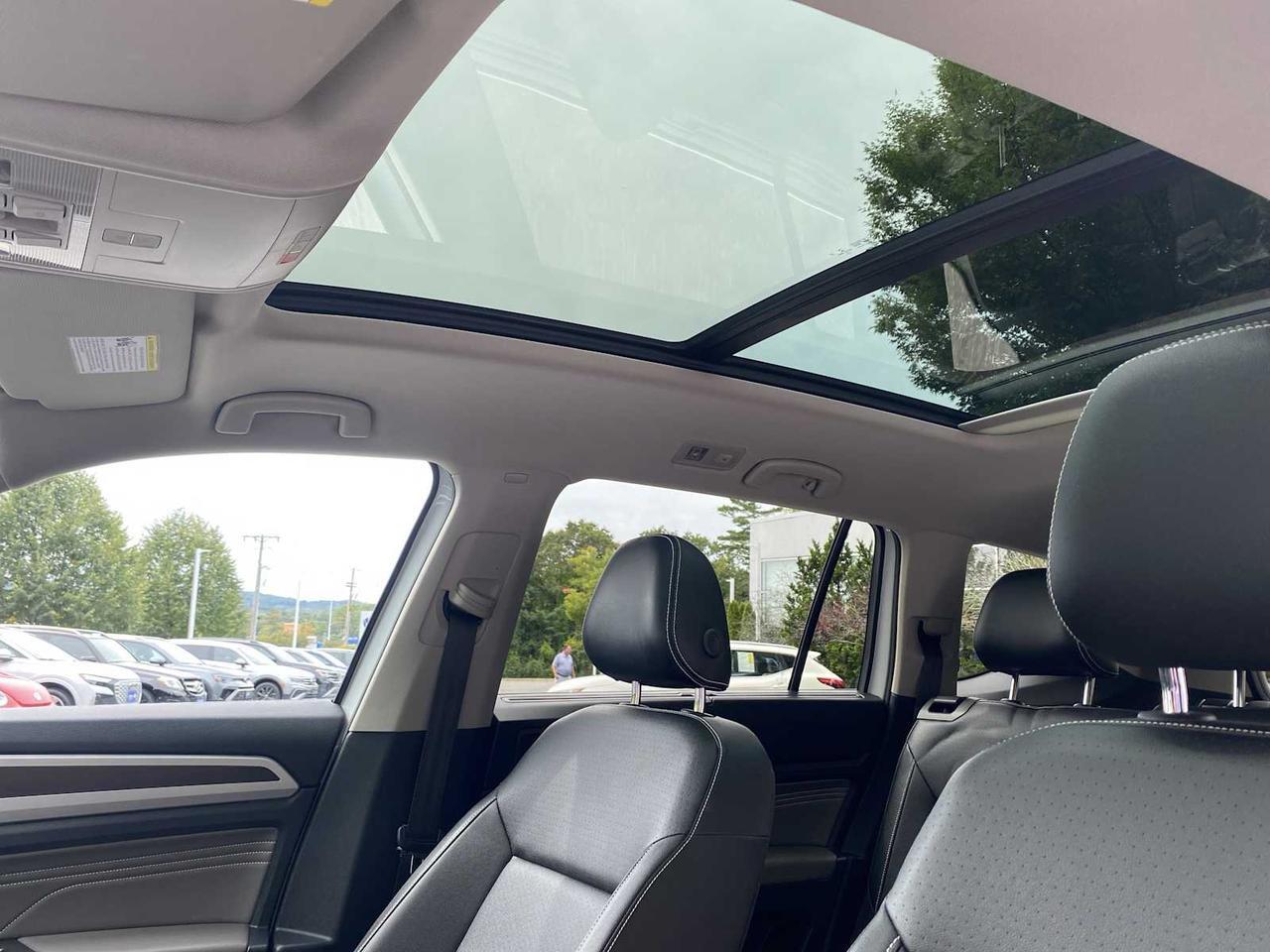 2022 Volkswagen Atlas 3.6L V6 SE w/Technology Westborough MA