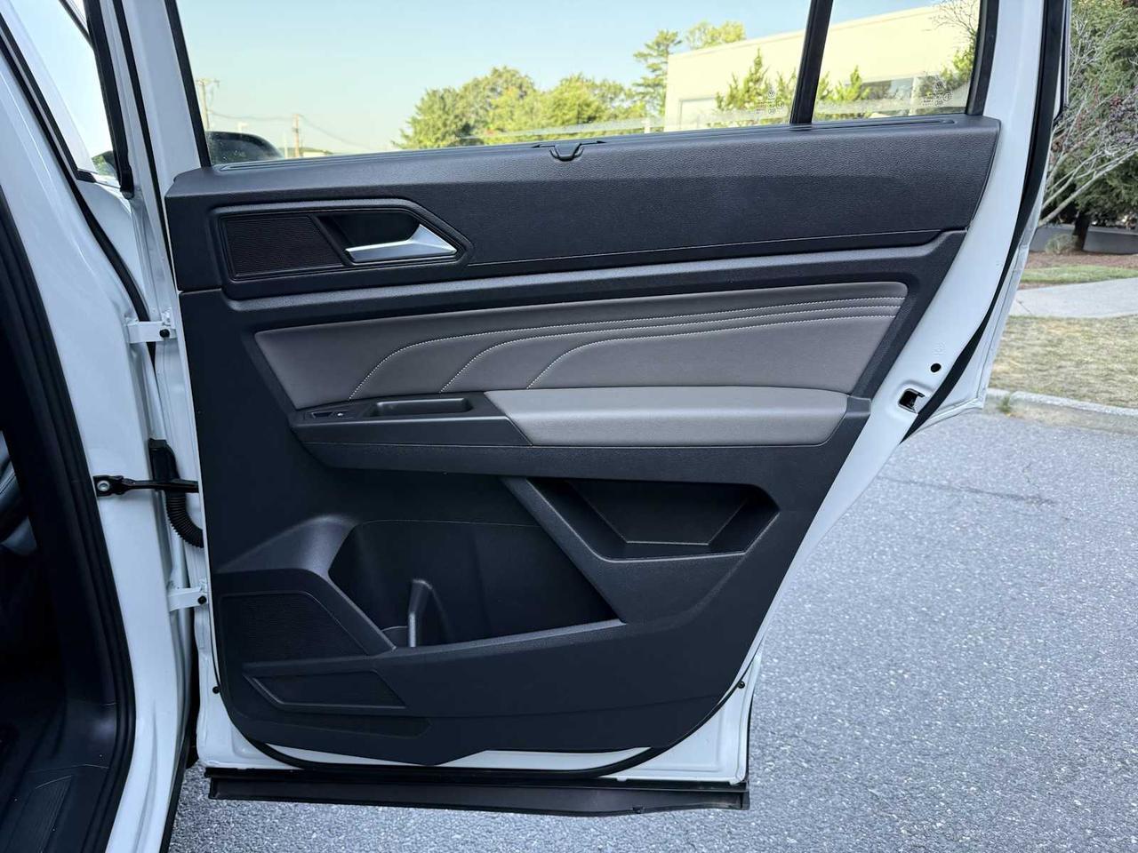 2022 Volkswagen Atlas 3.6L V6 SE w/Technology Westborough MA