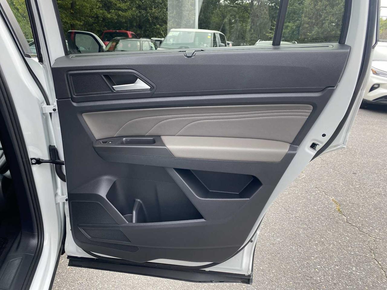 2022 Volkswagen Atlas 3.6L V6 SE w/Technology Westborough MA