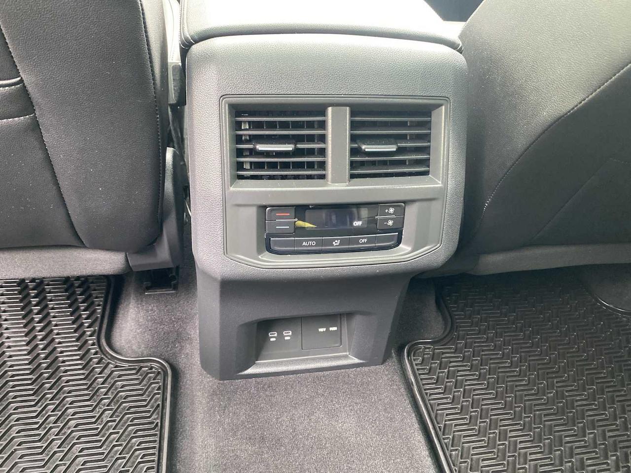 2022 Volkswagen Atlas 3.6L V6 SE w/Technology Westborough MA