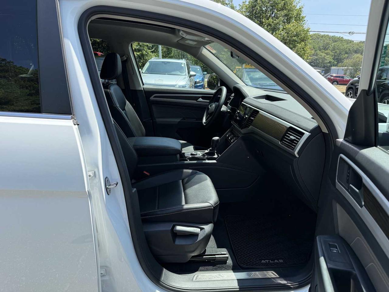 2022 Volkswagen Atlas 3.6L V6 SE w/Technology Westborough MA