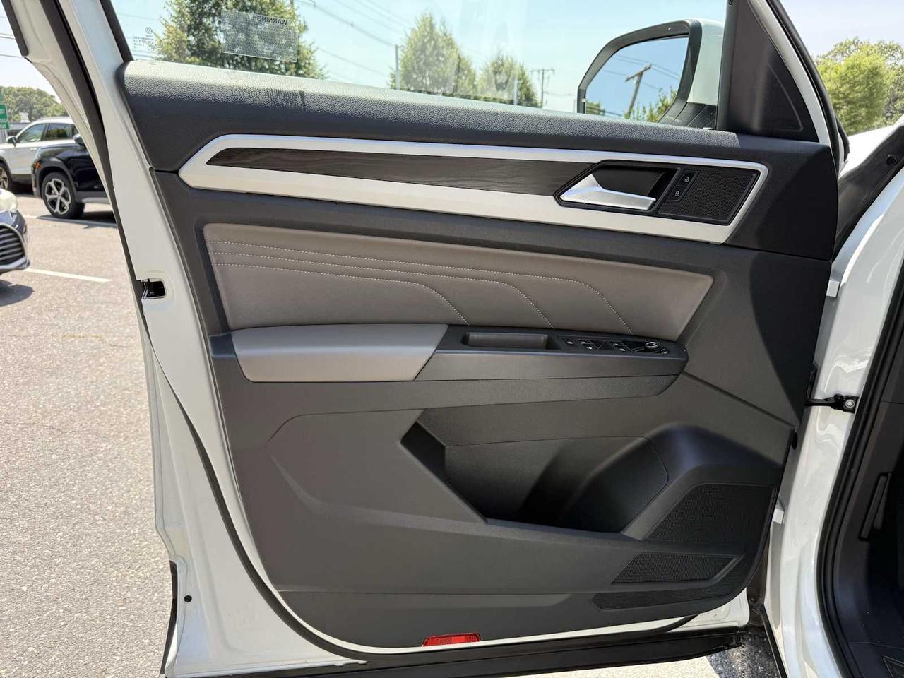 2022 Volkswagen Atlas 3.6L V6 SE w/Technology Westborough MA