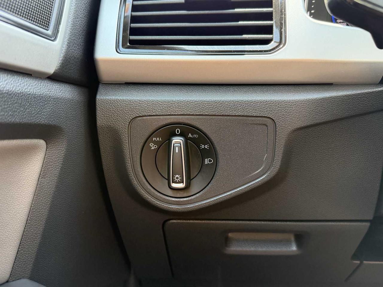 2022 Volkswagen Atlas 3.6L V6 SE w/Technology Westborough MA