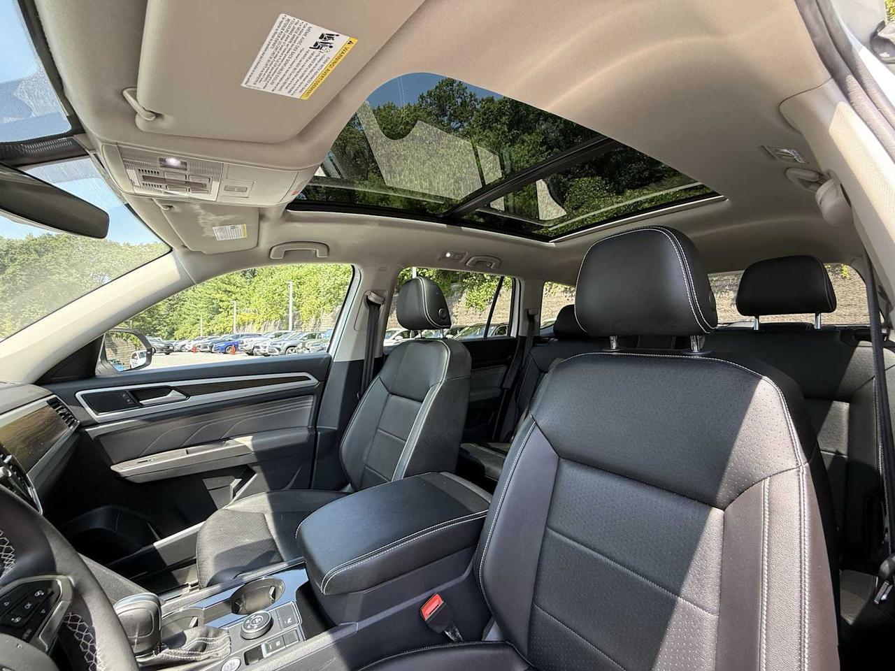 2022 Volkswagen Atlas 3.6L V6 SE w/Technology Westborough MA