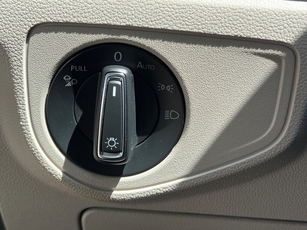 2022 Volkswagen Atlas 3.6L V6 SE w/Technology Springfield VA