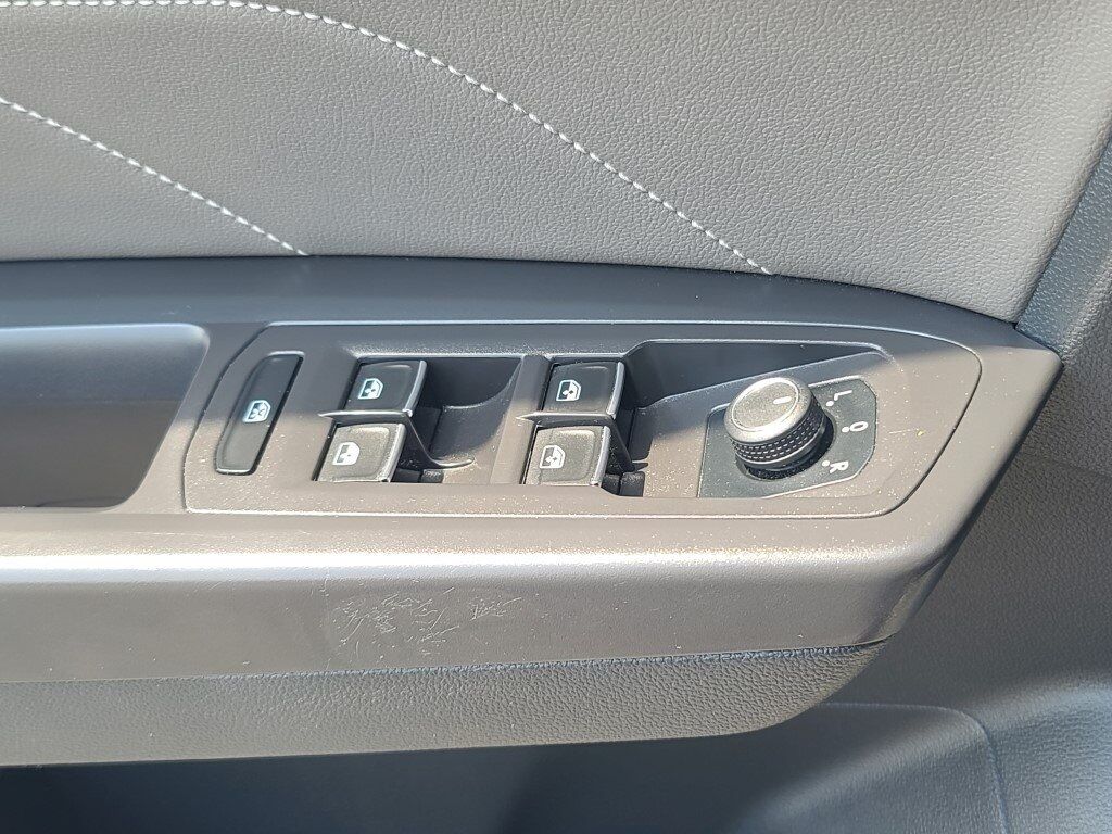 2022 Volkswagen Atlas 3.6L V6 SE w/Technology Springfield VA