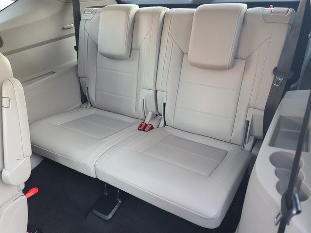 2022 Volkswagen Atlas 3.6L V6 SE w/Technology Springfield VA