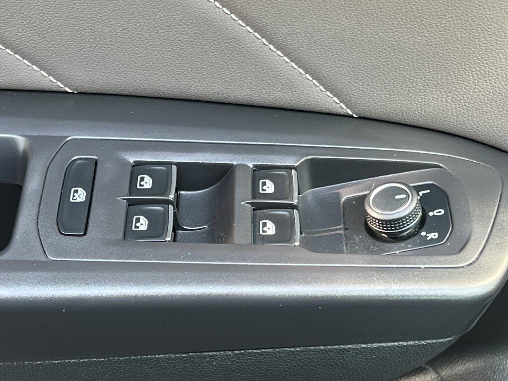 2022 Volkswagen Atlas 3.6L V6 SE w/Technology Springfield VA