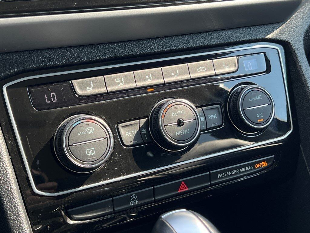 2022 Volkswagen Atlas 3.6L V6 SE w/Technology Springfield VA