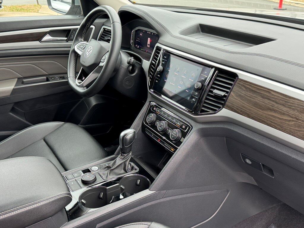2022 Volkswagen Atlas 3.6L V6 SE w/Technology Springfield VA