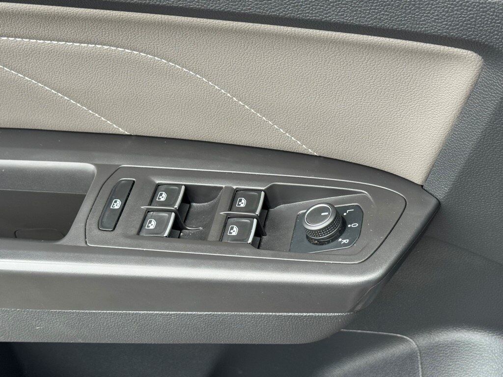 2022 Volkswagen Atlas 3.6L V6 SE w/Technology Springfield VA