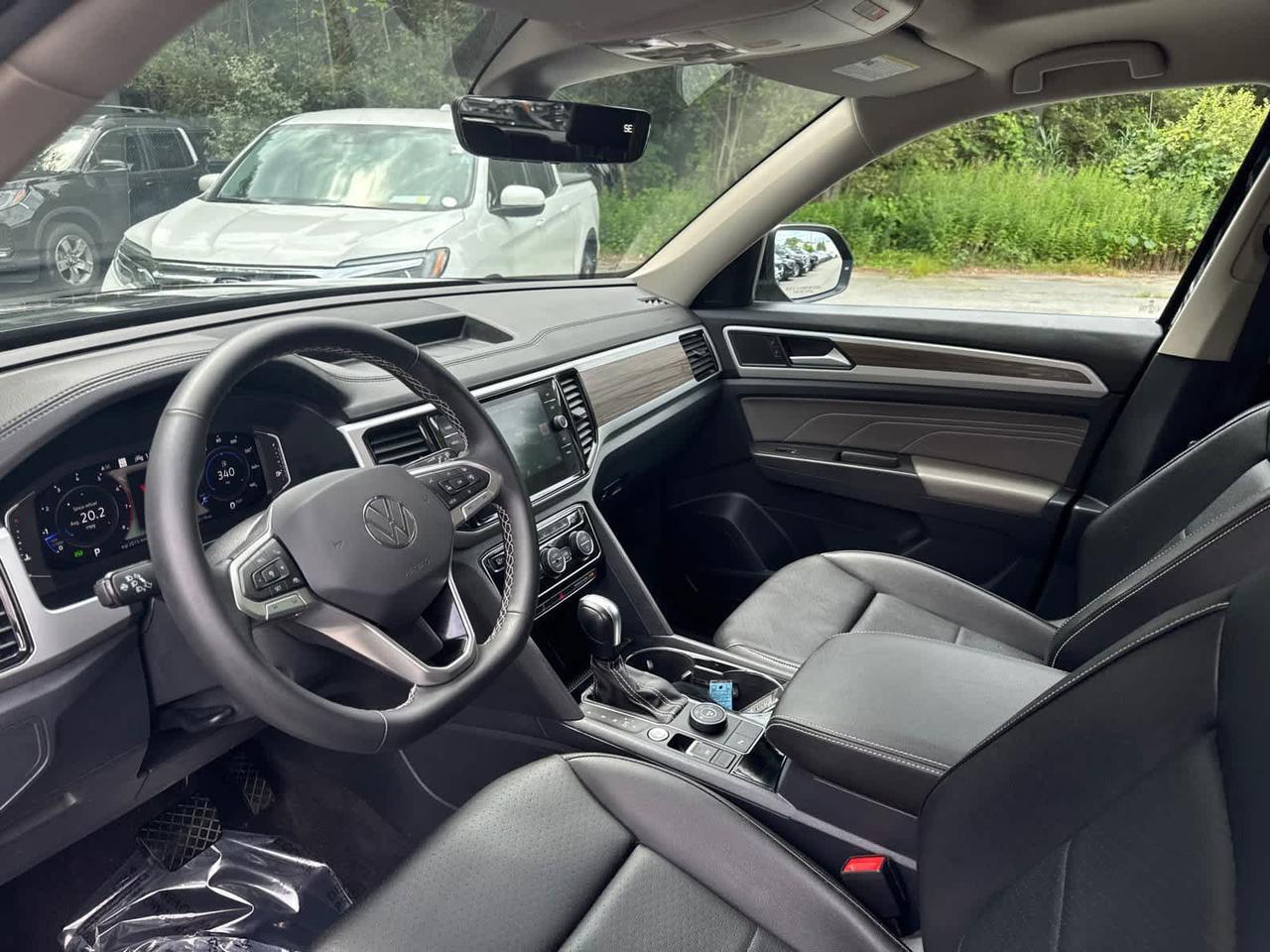 2022 Volkswagen Atlas 3.6L V6 SEL Dartmouth MA