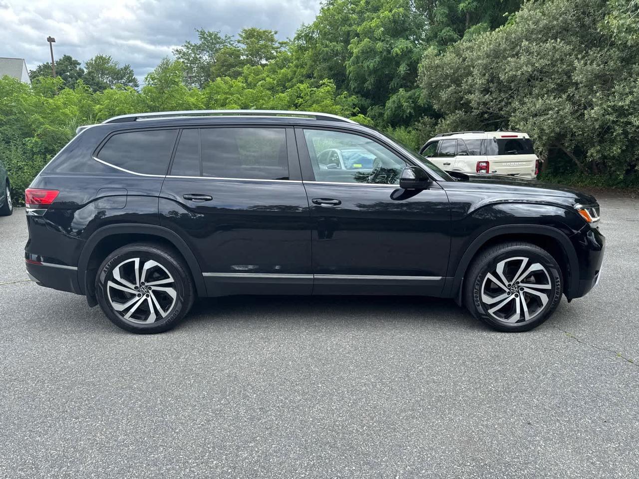 2022 Volkswagen Atlas 3.6L V6 SEL Dartmouth MA