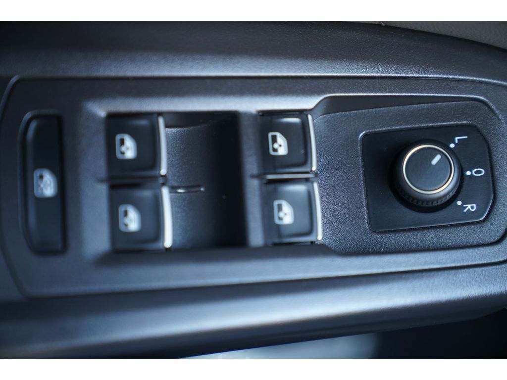 2022 Volkswagen Atlas 3.6L V6 SEL Price UT