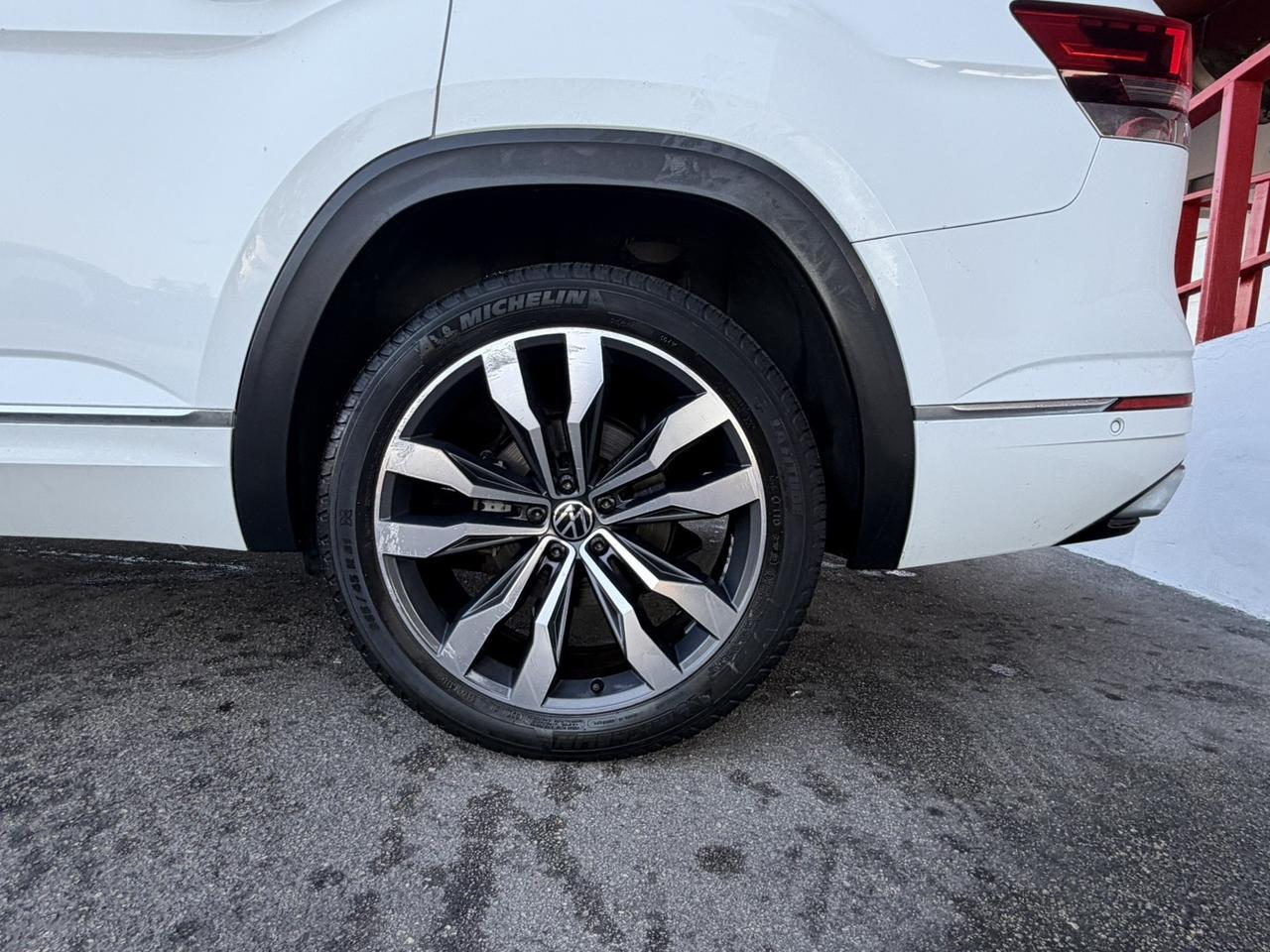 2022 Volkswagen Atlas 3.6L V6 SEL Premium R-Line Hollywood FL