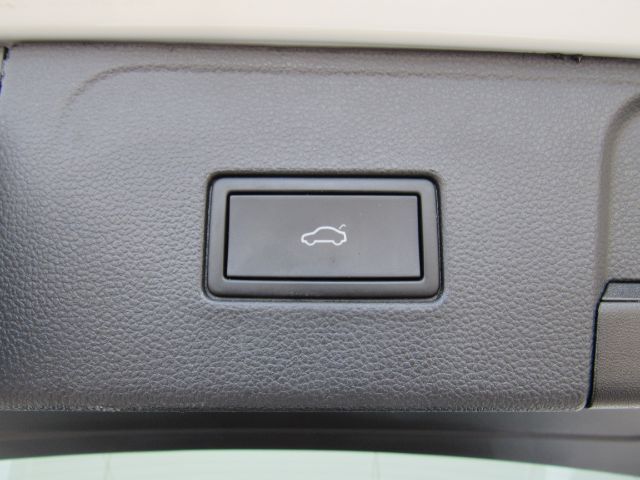 2022 Volkswagen Atlas 3.6L V6 SEL Premium R-Line Plano TX