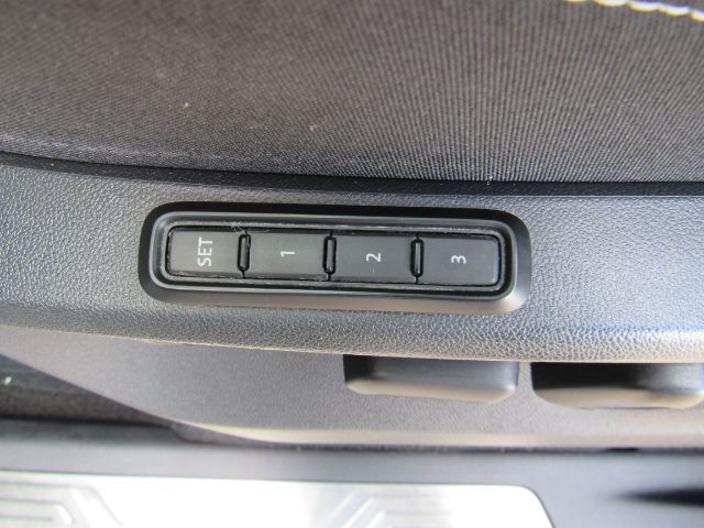 2022 Volkswagen Atlas 3.6L V6 SEL Premium R-Line Plano TX