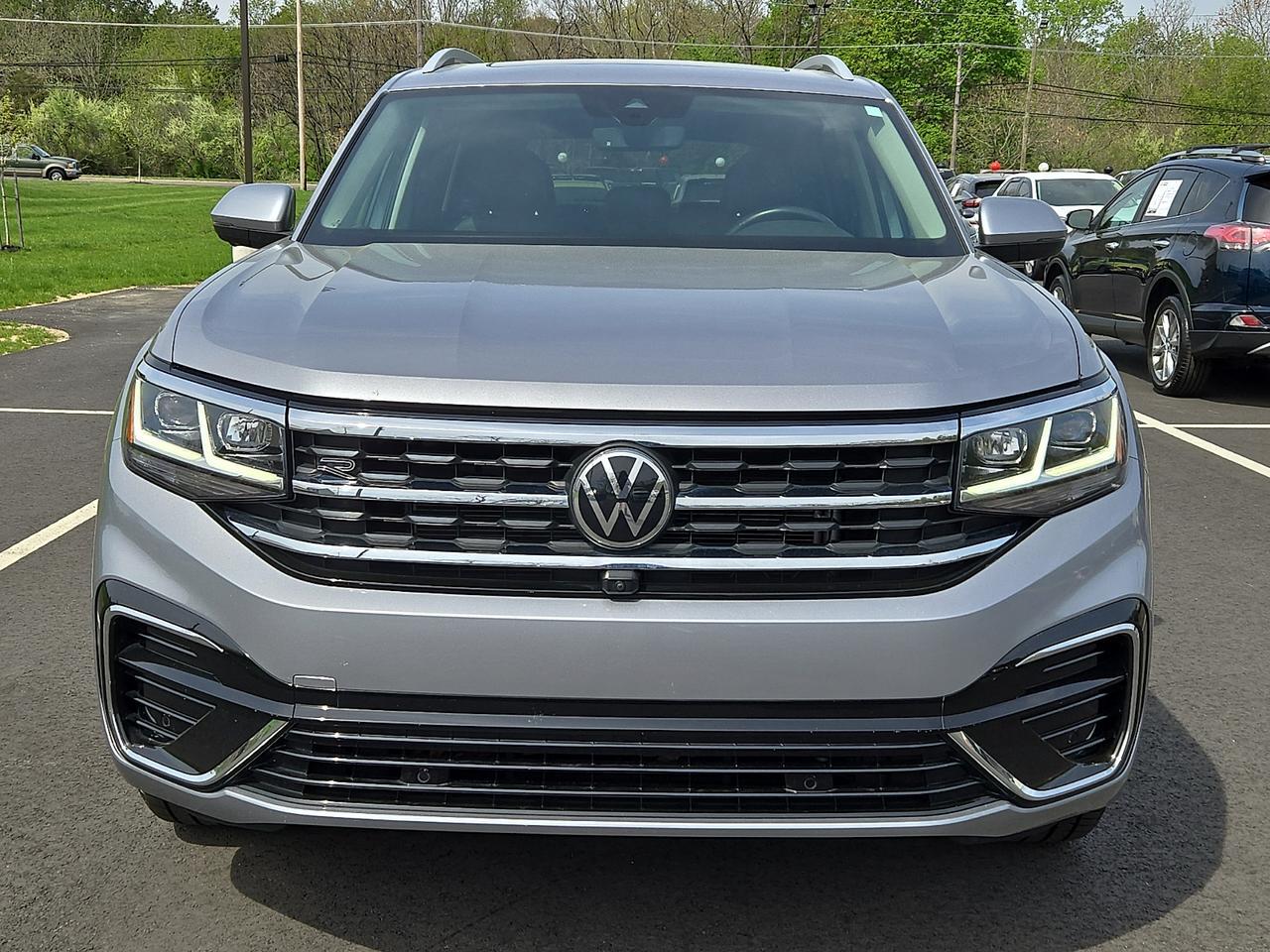 2022 Volkswagen Atlas 3.6L V6 SEL Premium R-Line