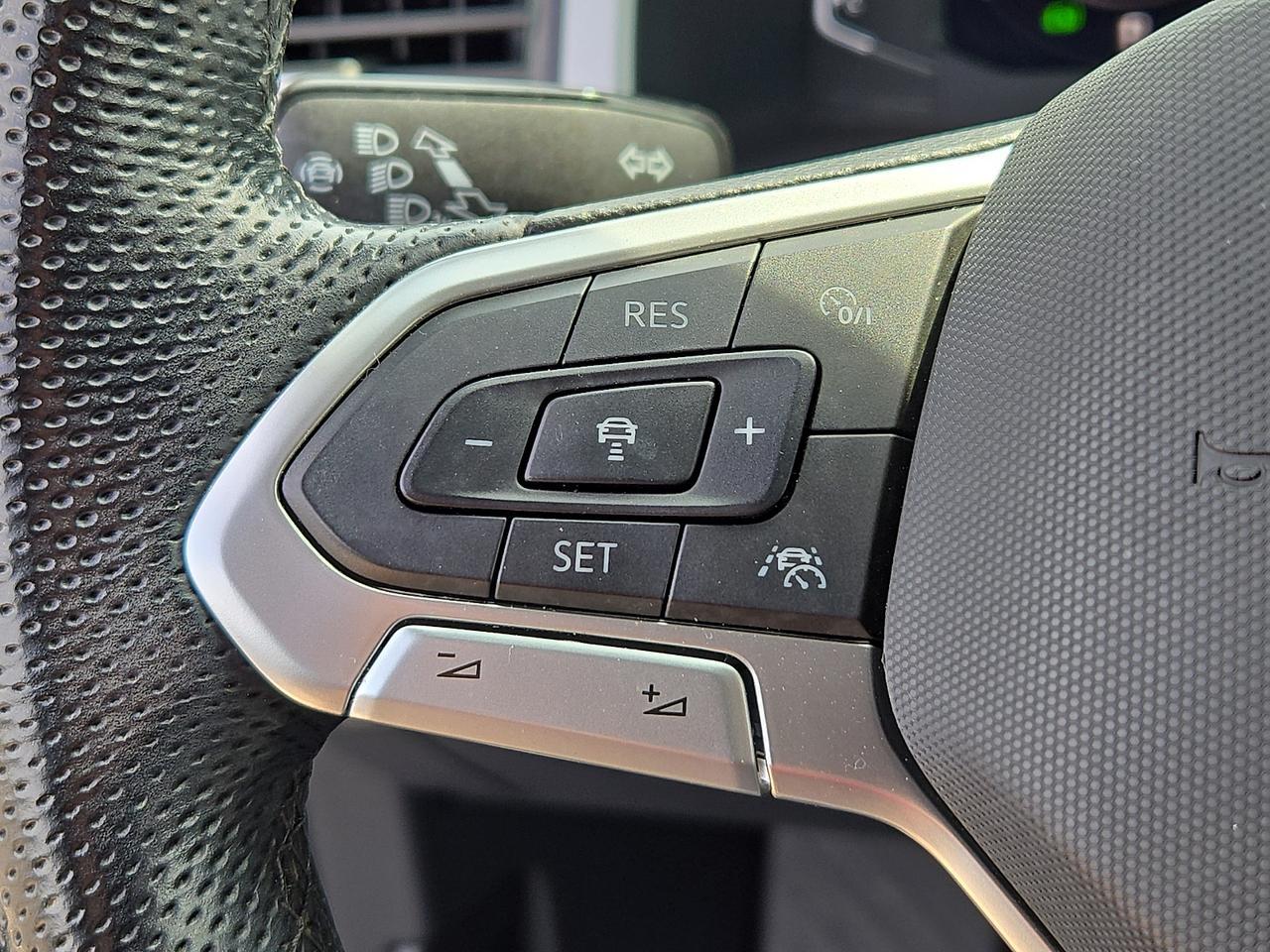 2022 Volkswagen Atlas 3.6L V6 SEL Premium R-Line Vineland NJ
